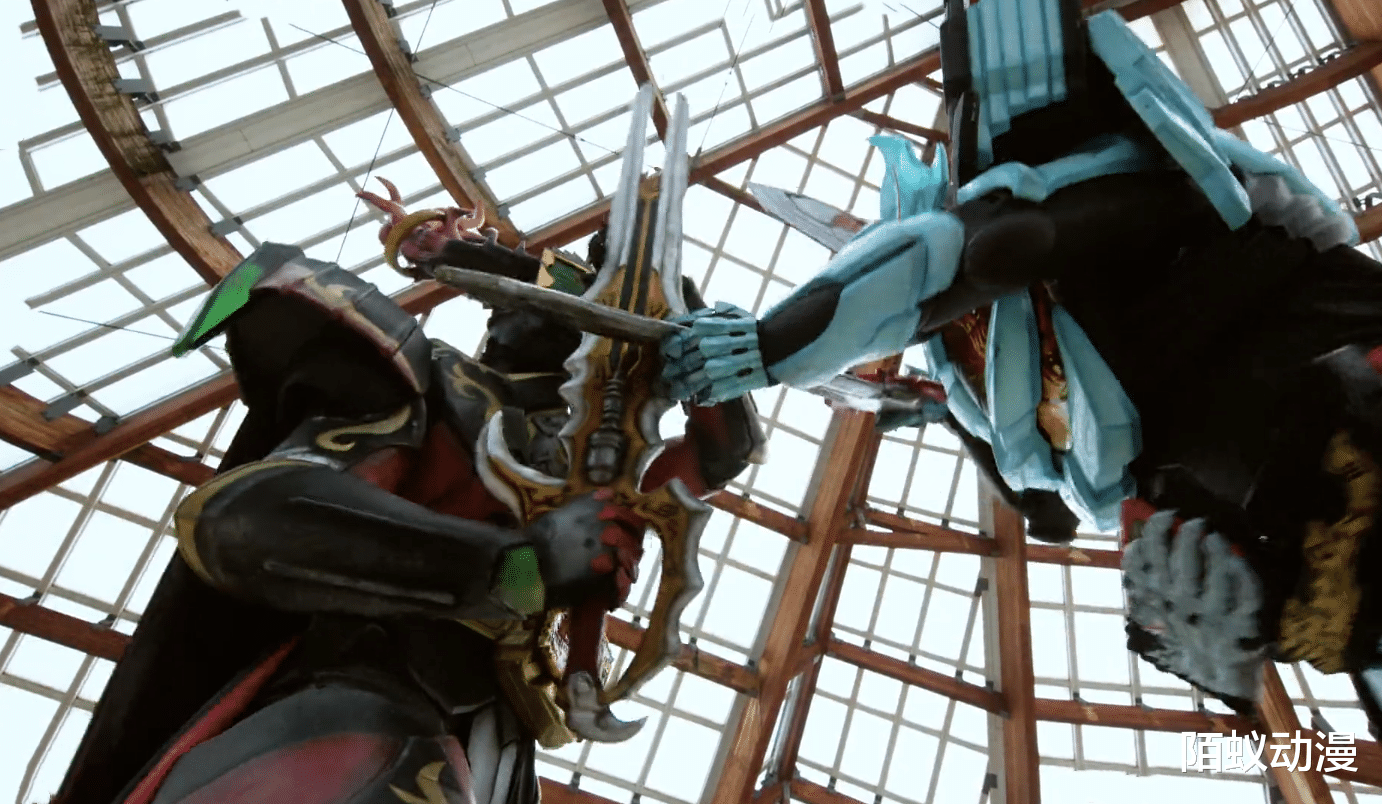 假面骑士圣刃|假面骑士圣刃：老乌成最弱Boss，大战远古龙五五开，感觉不如贤神