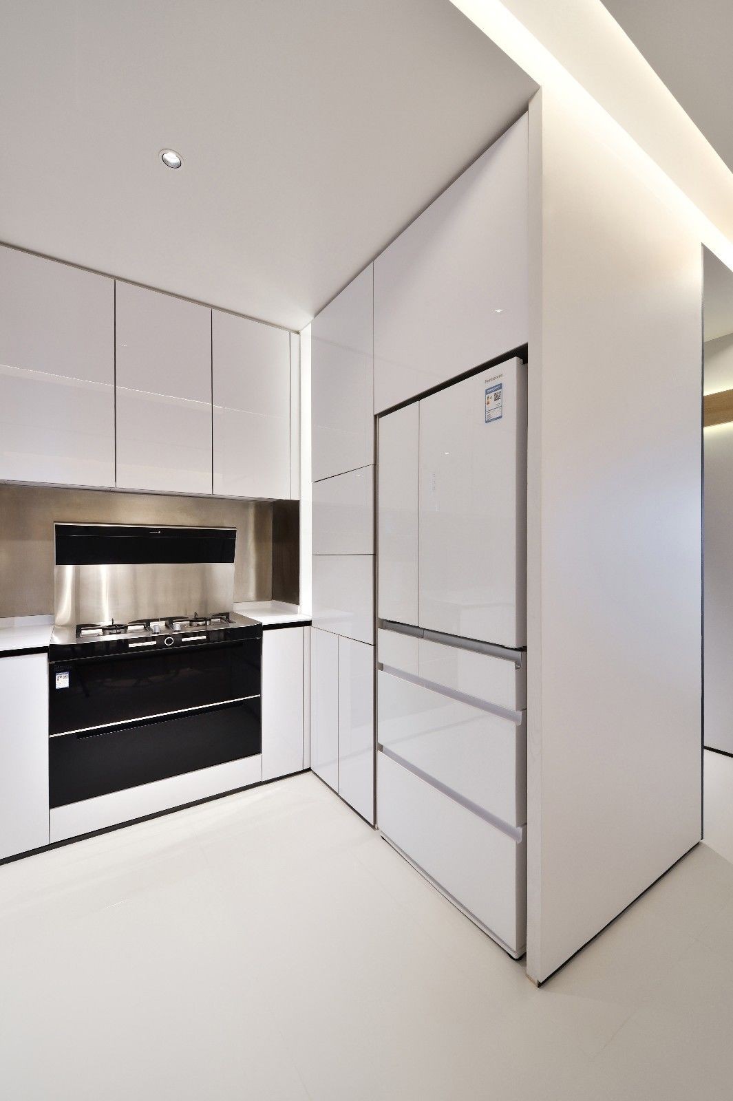 设计师|生硬拥挤的住所,全部拆除重改,让冷清的房子变成有温度的家