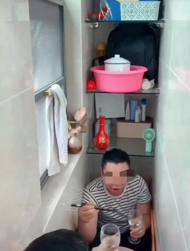 |一个月居然只要100块房租，这样的房间能住吗？