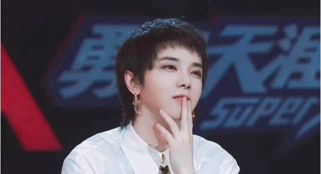 华晨宇|华晨宇工作室突发声明，因家中出事暂停工作，网友纷纷发声祝福