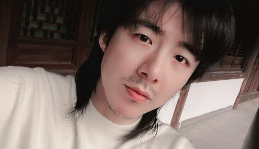 刘宇宁|刘宇宁：小鲜肉变油腻大叔，出道7年首次以“胡子拉碴”造型示人