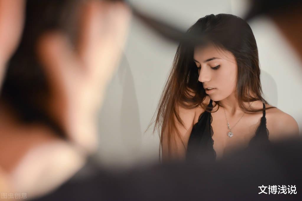 文博浅说|38岁的女人有了婚外情后,丈夫责怪,她说:“一妻多夫”制就好了?