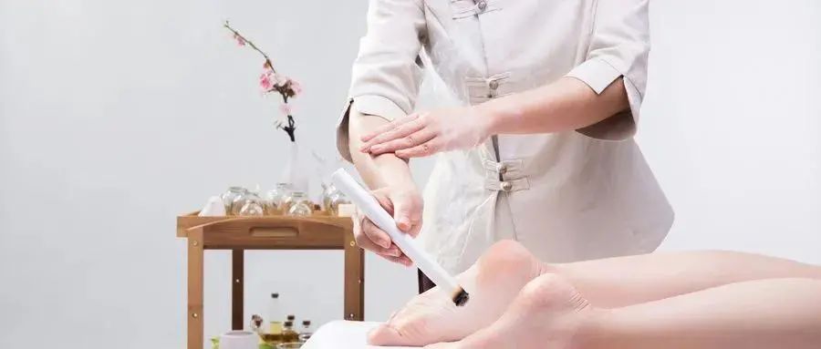 小手氷凉|秋季养生先养脚，清肠润肺还养颜，冬天病不倒！