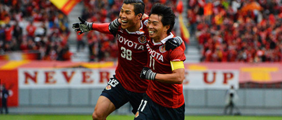 甲府风林|星仔周六日职大战，甲府风林席卷全场，名古屋争分保位。