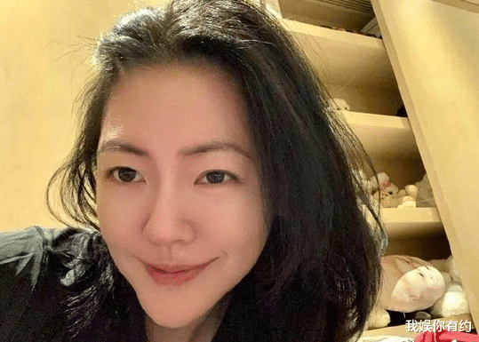 小S|小S受负面风波影响，近况无收入？背十几年旧包，经纪人正面回应