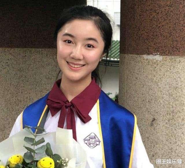 阿拉蕾|4岁养家的阿拉蕾，如今妹妹也打包出道？年少成名究竟好不好