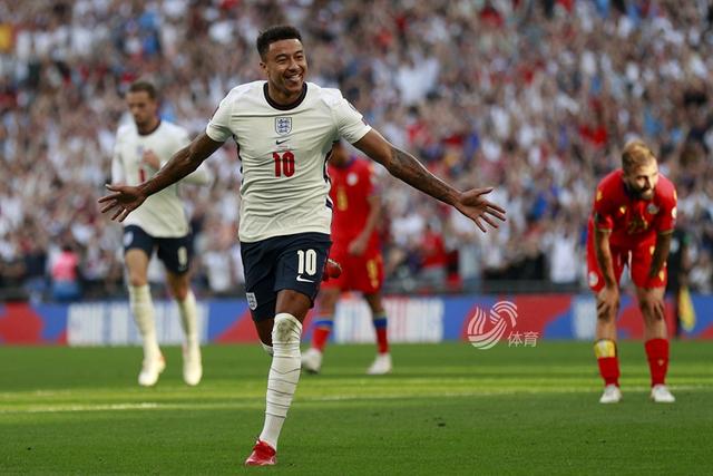 一个人的夜晚|意大利队打破世界纪录，英格兰年少不知有林皇，索斯盖特后悔了吗