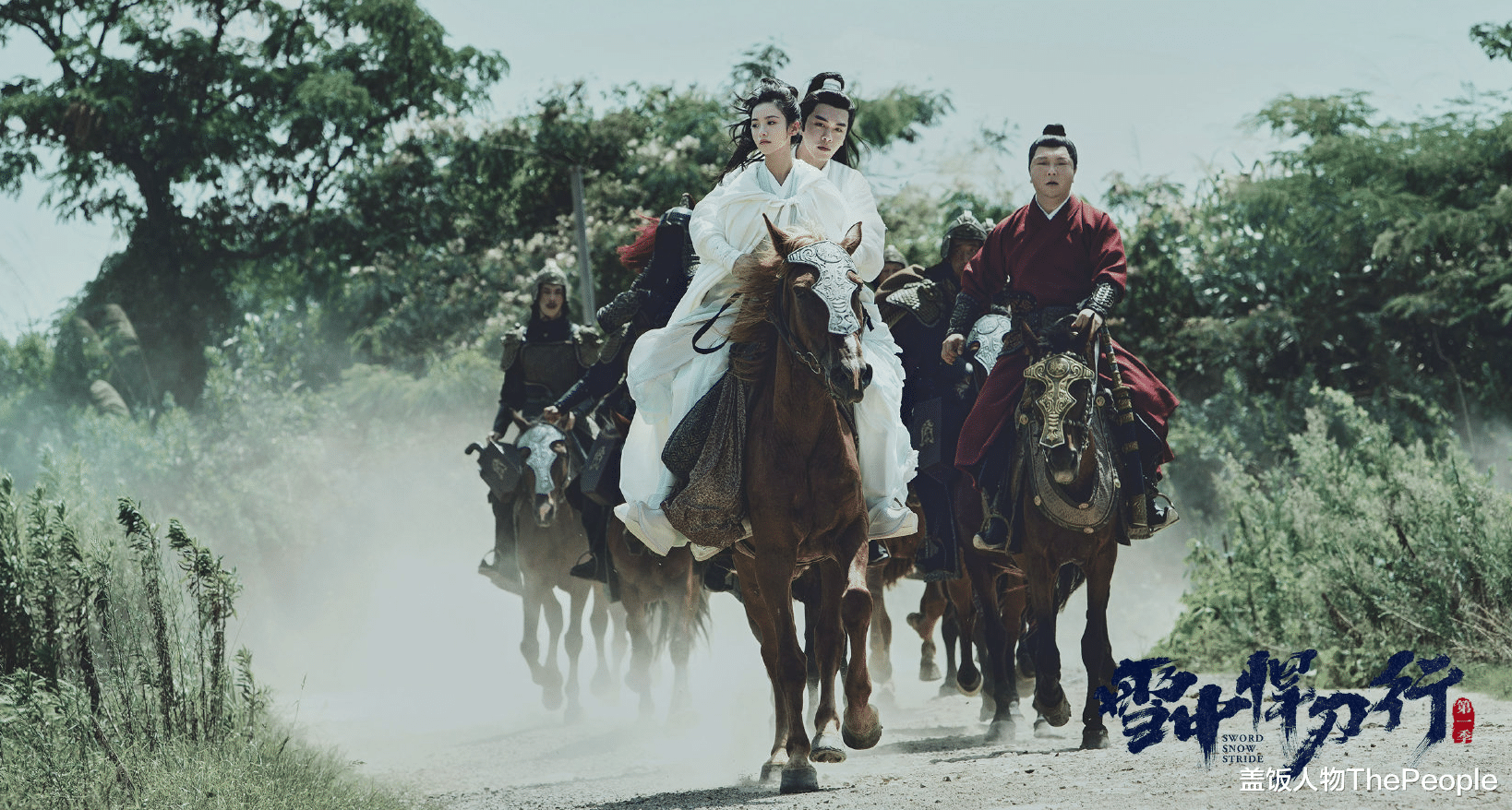 央视|央视镜头又成“卸妆水”？张若昀新剧黑了三个度，胡军皮肤像打蜡