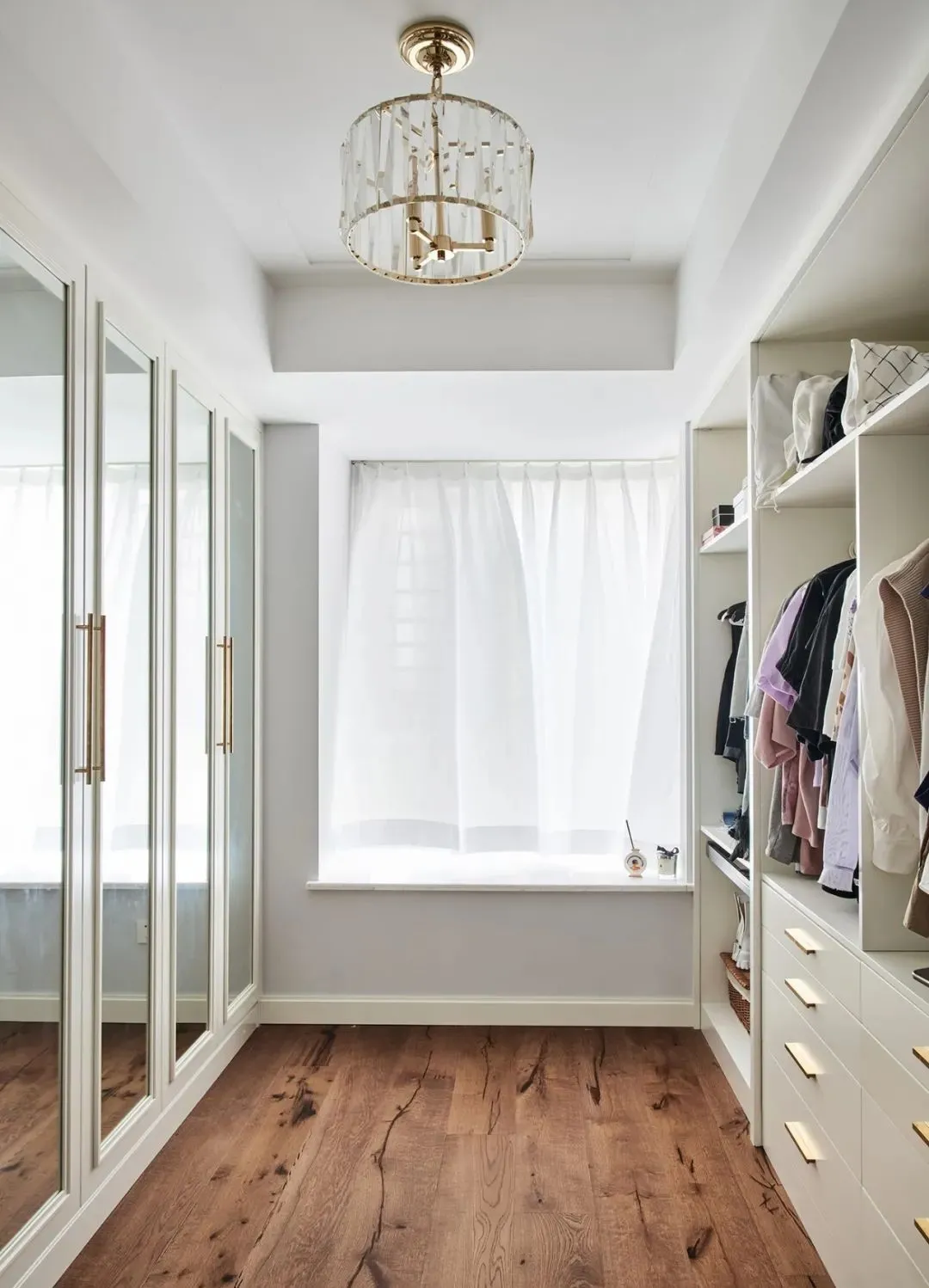 老房翻新 | 260平复式跃层，现代简美风温柔又耐看！