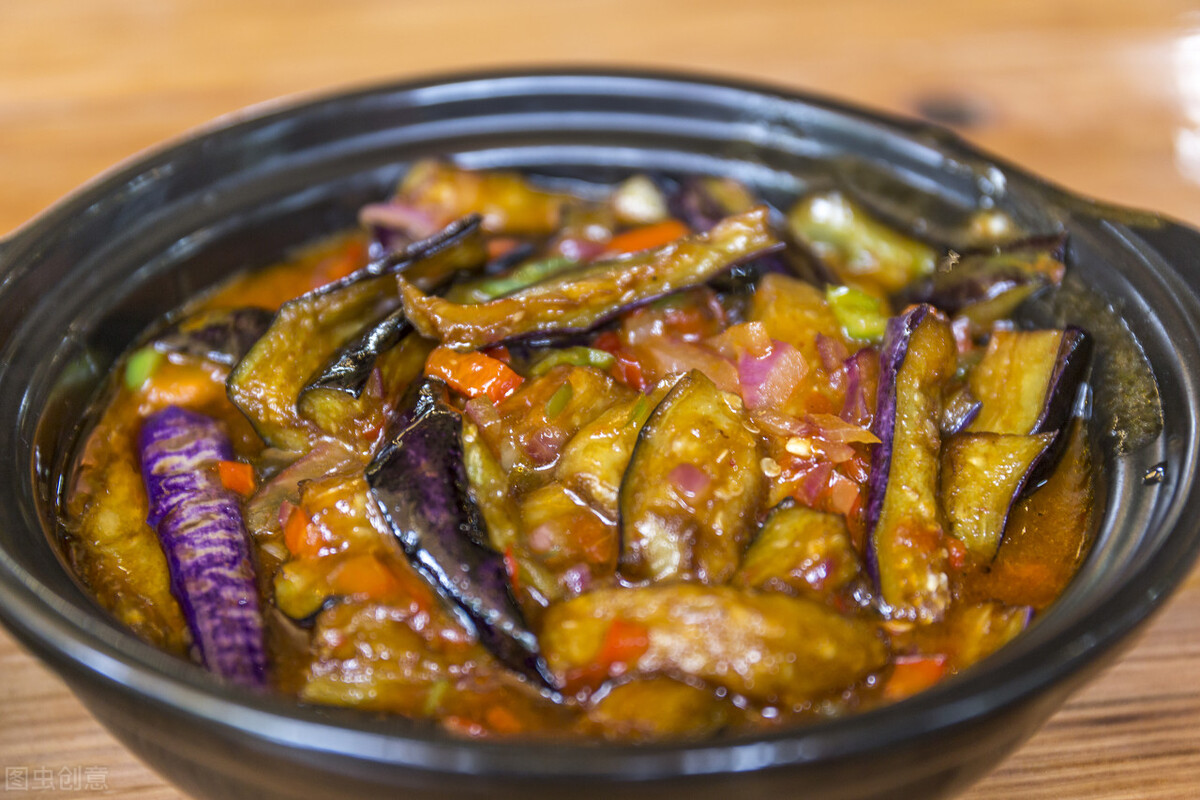 馋嘴的小猫 胆固醇高不能吃豆腐？医生：这3样素食也别吃，血管会“扛不住”