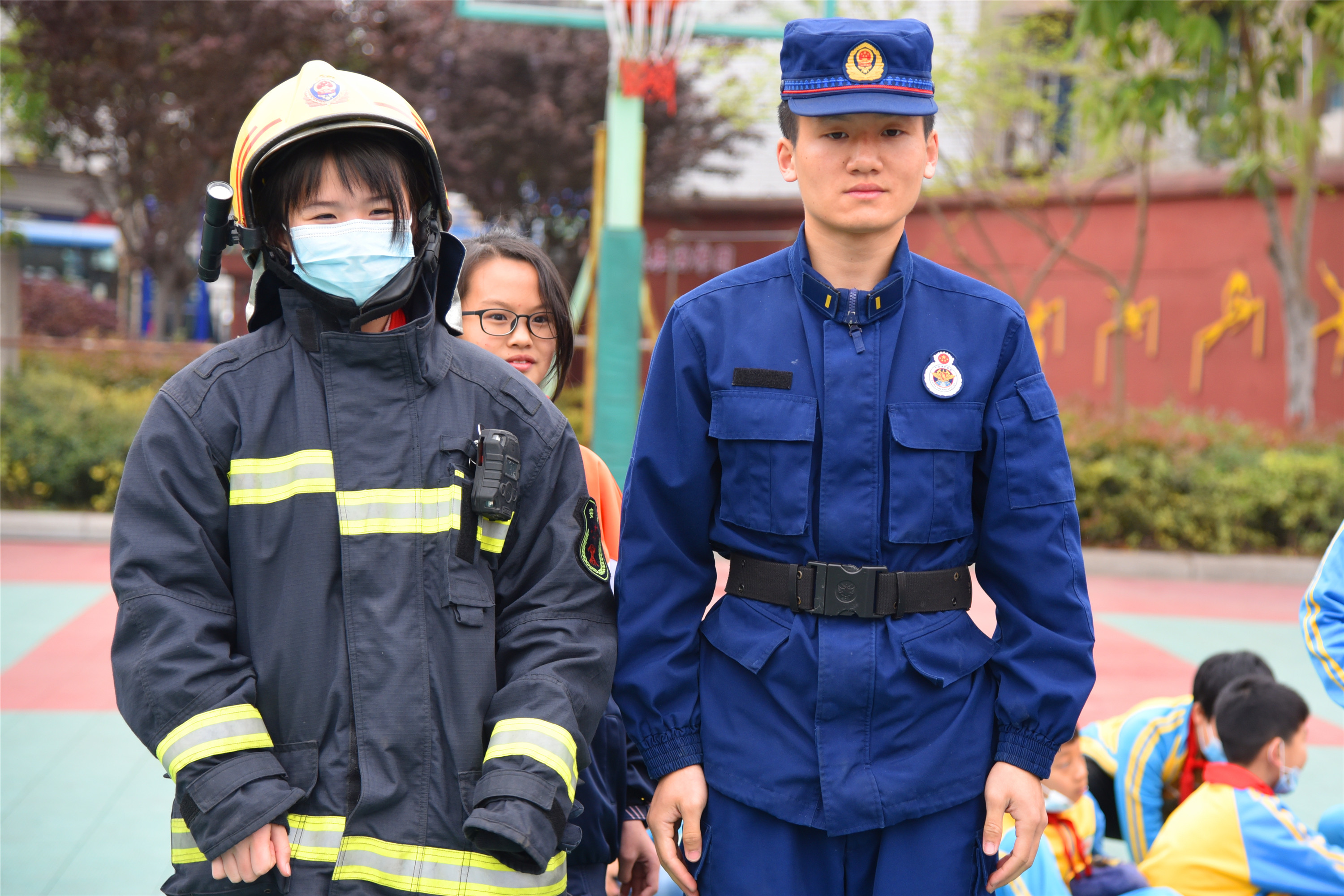 人文四川 四川威远:开展“全国中小学生安全教育日”消防宣传活动