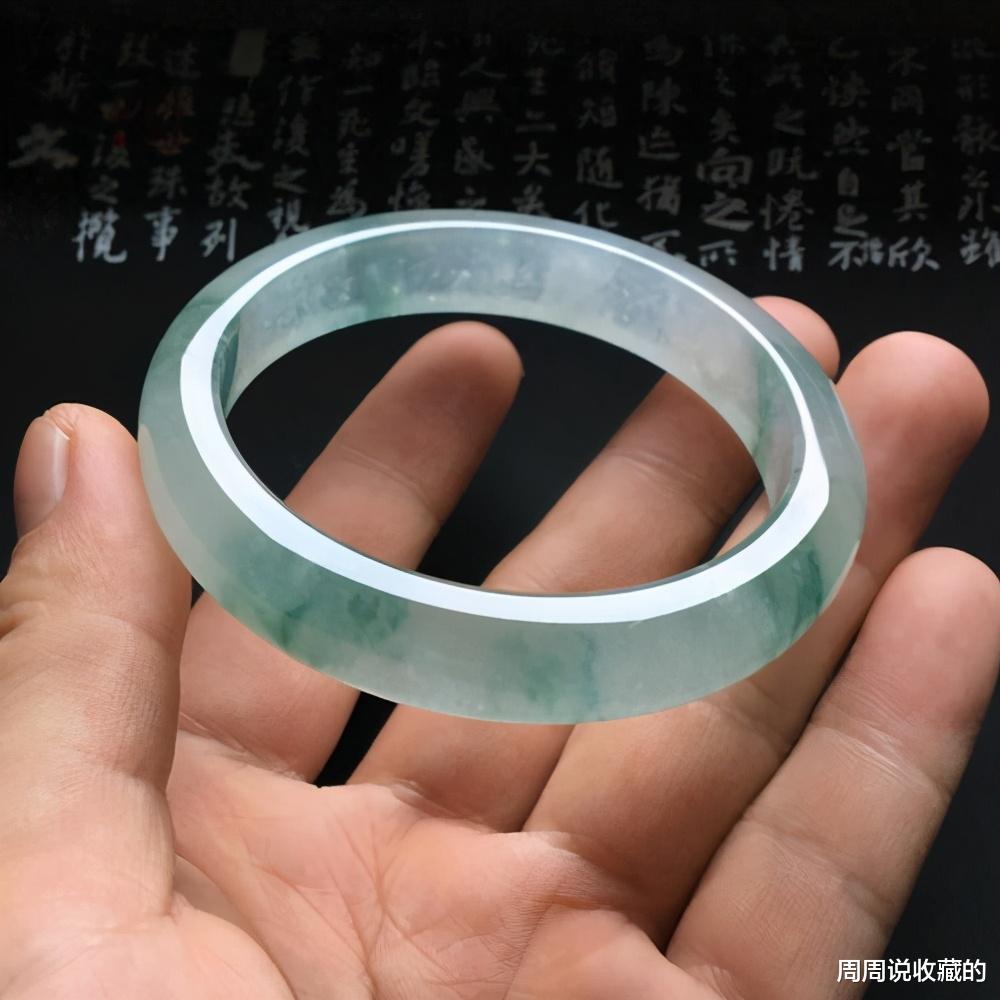 翡翠手镯|怎么样挑选翡翠手镯