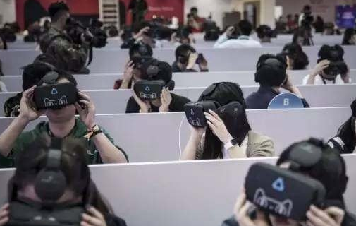 VR|超越美国，中国或将成为全球第一大VR市场，如今AR技术再获突破