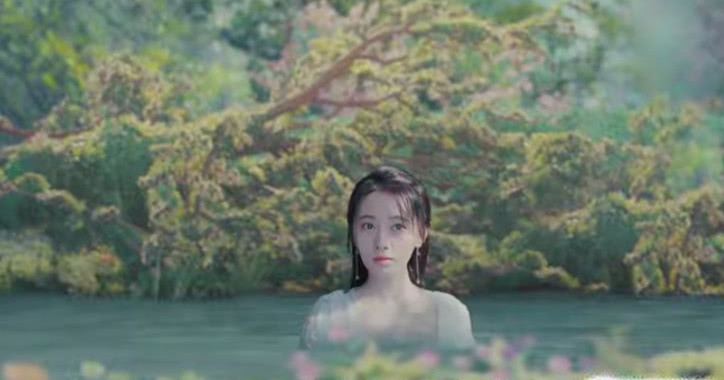 鞠婧祎|鞠婧祎古装垫肩被网友发现：看来不只有半永久妆还有半永久肩