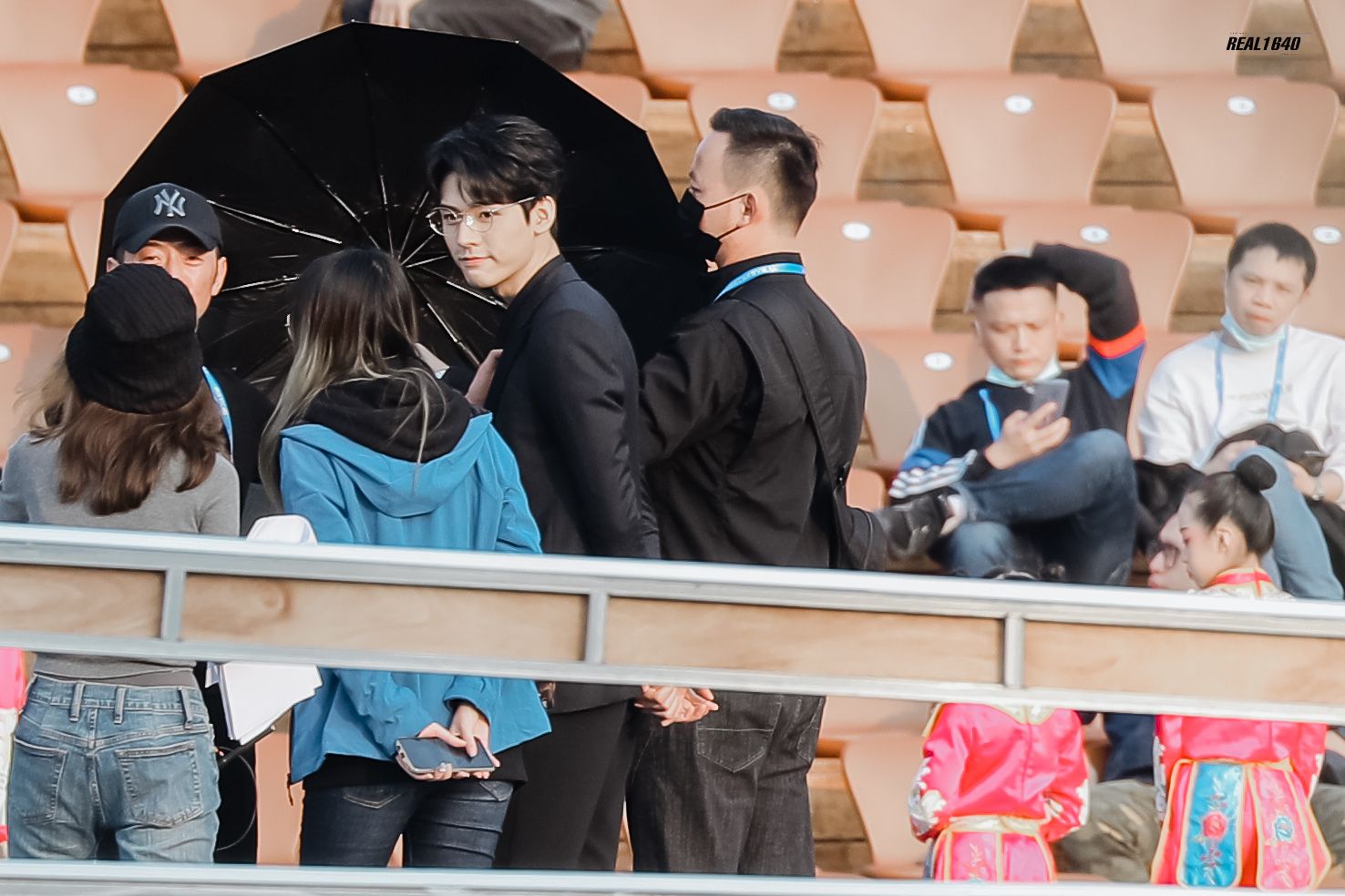 龚俊|凭实力出圈！龚俊亮相电影节红毯，白马王子与禁欲系霸总完美切换