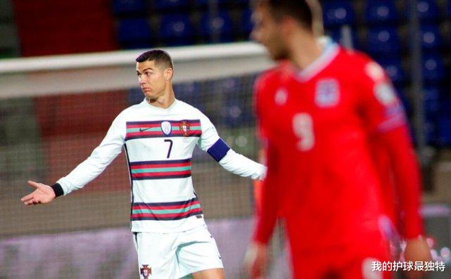 葡萄牙队|C罗叉腰无语！世界第98弱旅爆发，葡萄牙0-1落后，队史耻辱诞生