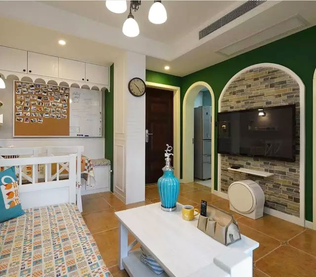 54平两室公寓,色彩搭配好大胆,餐厅的上下柜,好看又好用