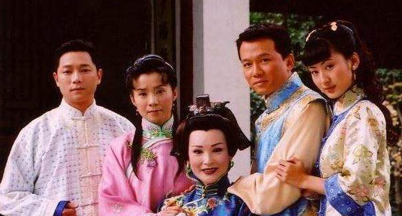 哑巴新娘|15年了，《哑巴新娘》2位主角今昔对比，容颜难变，事业差别大！