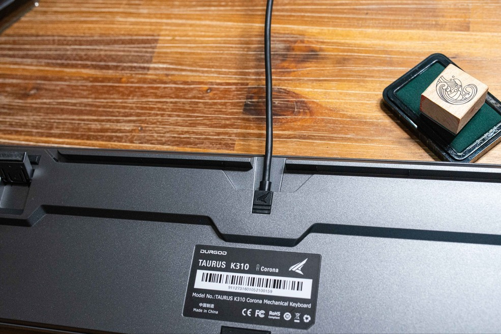 生活评测|繁星点点，杜伽K310白光限定版-Cherry银轴机械键盘