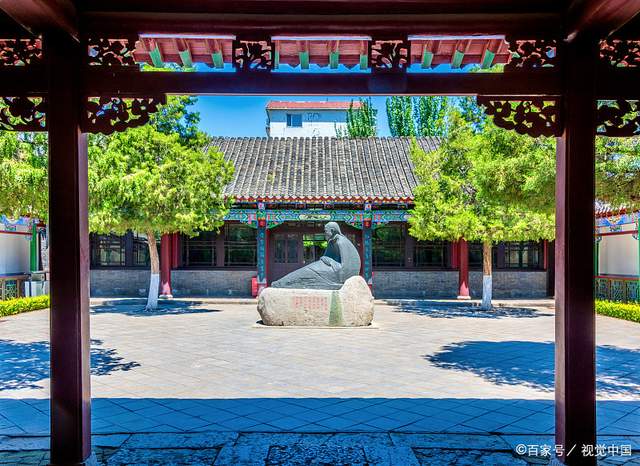 无事读书|《红楼梦》宝玉初试的对象为什么是袭人