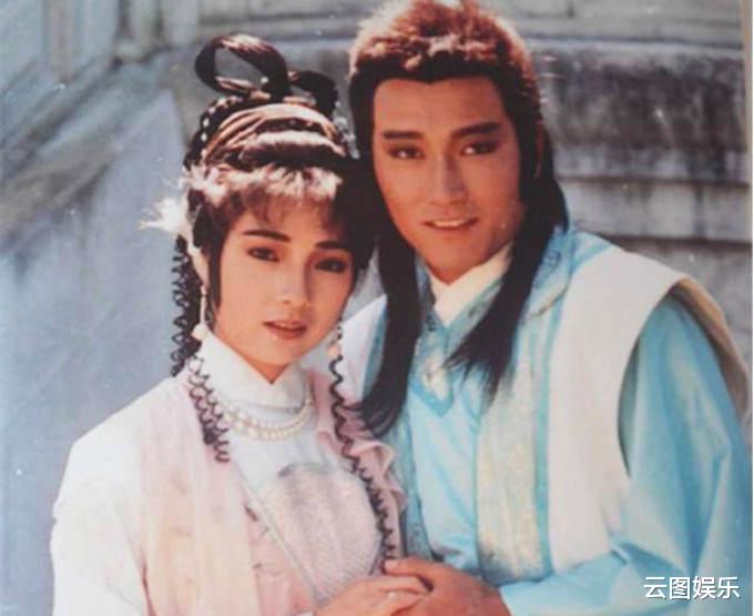 苗侨伟|苗侨伟儿子与富二代女友秀恩爱,女方身材出众,交往5年已见家长