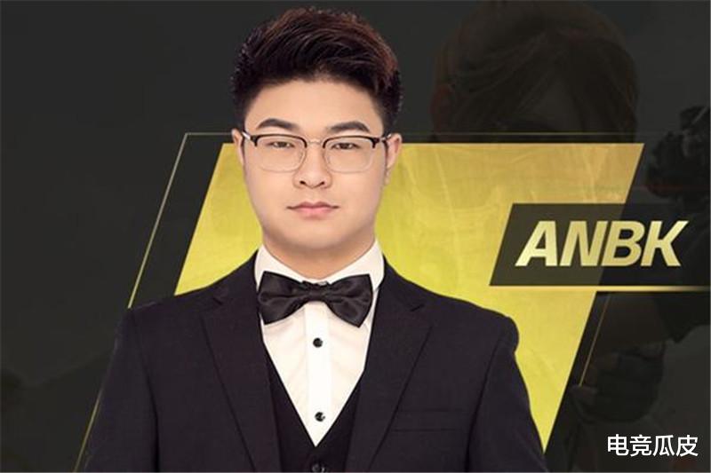 美颜|康雅雅首次女装直播，少了美颜粉丝都认不出，同为一哥ANBK太真实