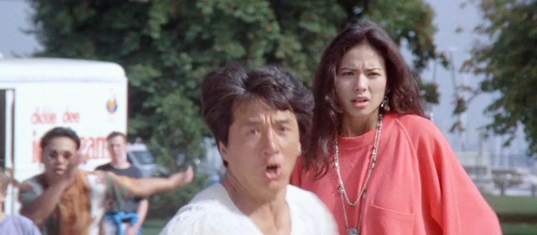 成龙|混血龙女郎叶芳华:接连合作成龙、李连杰、洪金宝,为何红不起来?