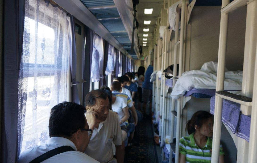 雨融YUKON 要坐约67小时才到终点的火车：长度4603公里，行驶时间中国第一