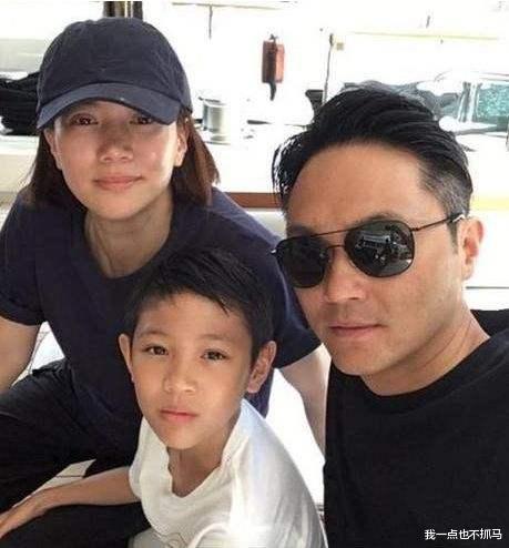 袁咏仪|想避开七年之痒？学她！