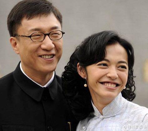 间谍|入戏太深的作者：小说剧情过于真实引起注意，最终证实作者为间谍