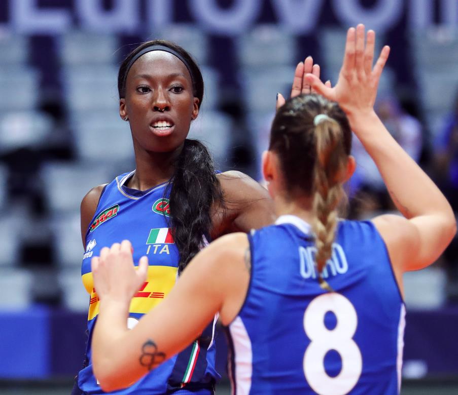 高秀花说育儿|16强诞生！塞意土女排全部5连胜，势头强劲，埃格努PK博斯科维奇