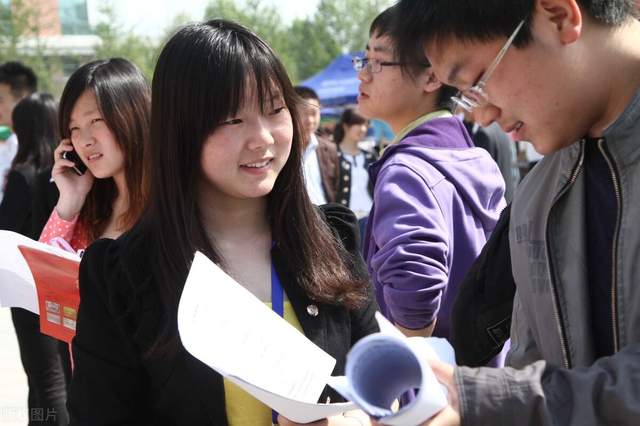 |体制内晋升快的人都懂这10条潜规则，不懂的人一辈子苦干无果