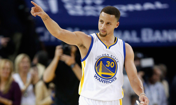 勇士队|连获好消息！签下贝尔后，勇士再添猛将，25+14扣篮王辅佐库里！