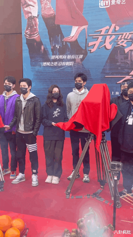 学霸|钟楚曦华谊一姐？《快本》没了？关晓彤学霸人设？邓伦造型被嘲？