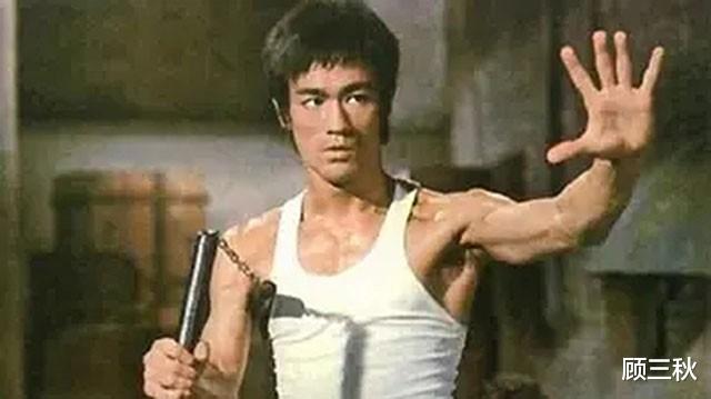 程潇|美国西雅图李小龙的墓地：儿子陪伴在旁边，墓碑前12个字令人沉思