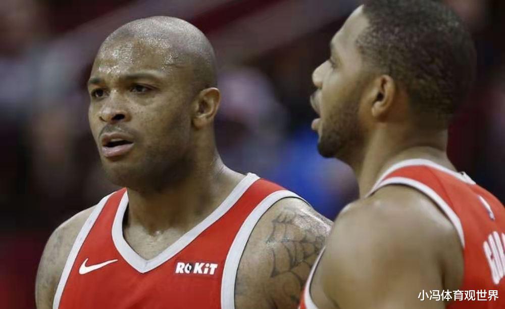 火箭队|巅峰火箭只剩一人，却无人敢要！15连败后，火箭超市开业却无人问津