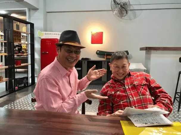 索额图|《鹿鼎记》索额图：71岁颈椎扭曲到变形认不出，医药费一年数百万