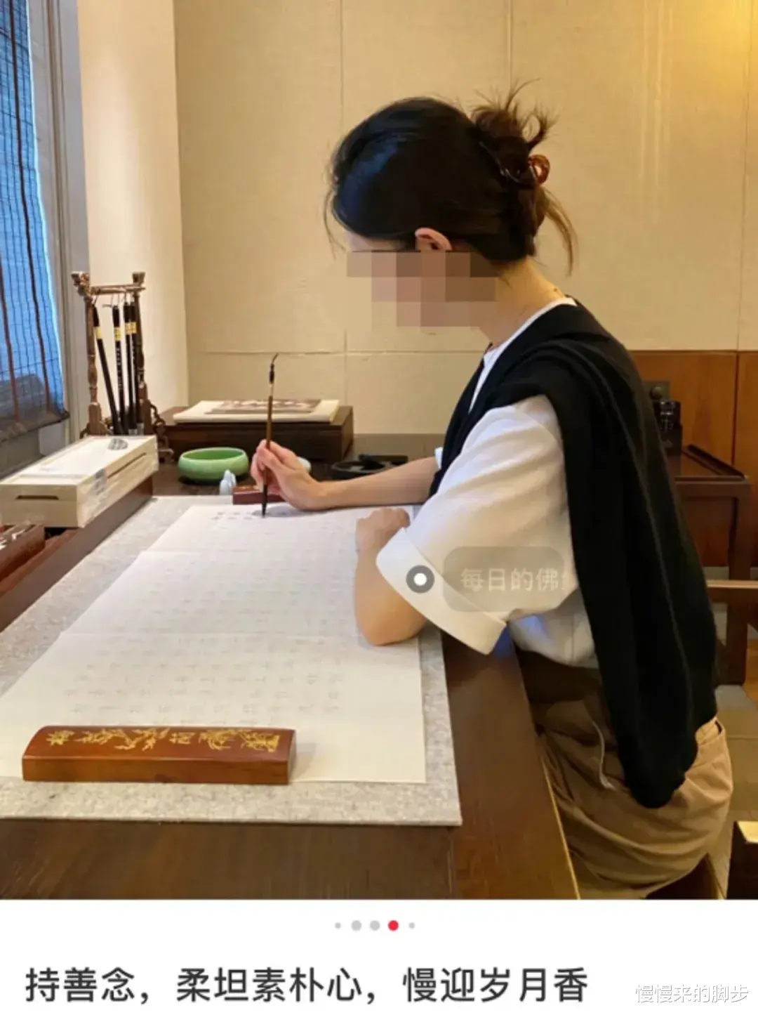 慢慢来的脚步|穿性感开叉旗袍逛寺庙，求求这群假名媛们做个人吧！！！