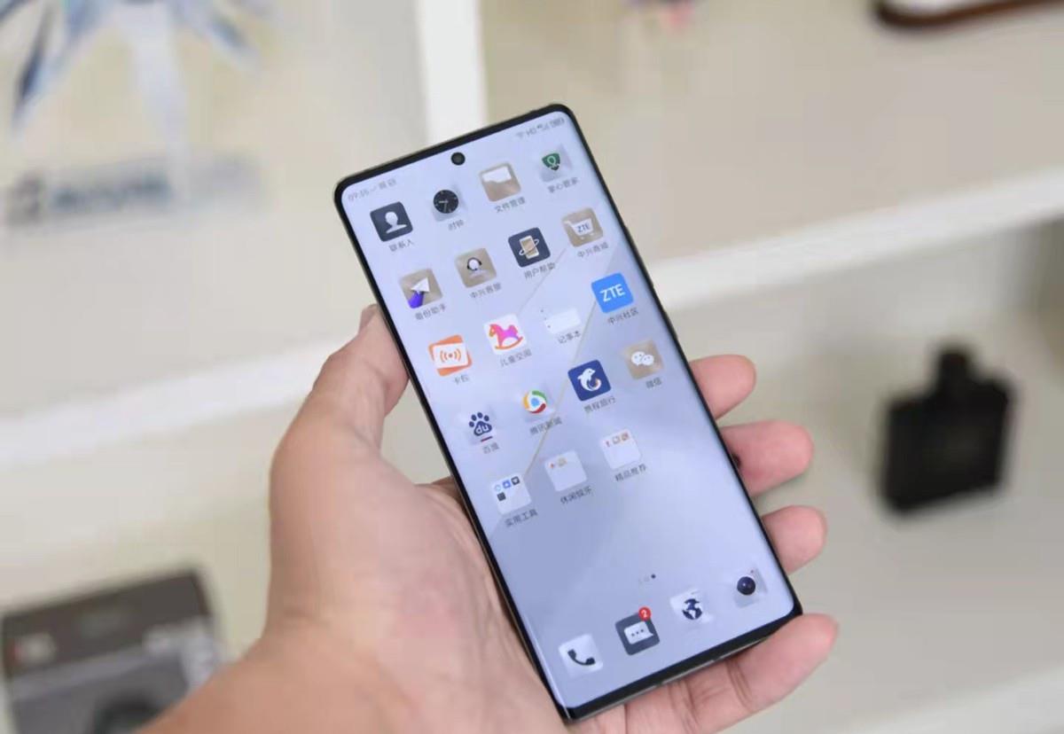 英伟达|骁龙888+超曲面屏+三主摄，跌至3499元，已经开始“清仓”了！