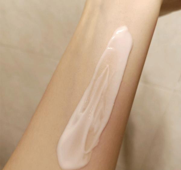 好物官|张予曦晒出自用身体乳，用后肌肤变白了，网友：轻松养成牛奶肌