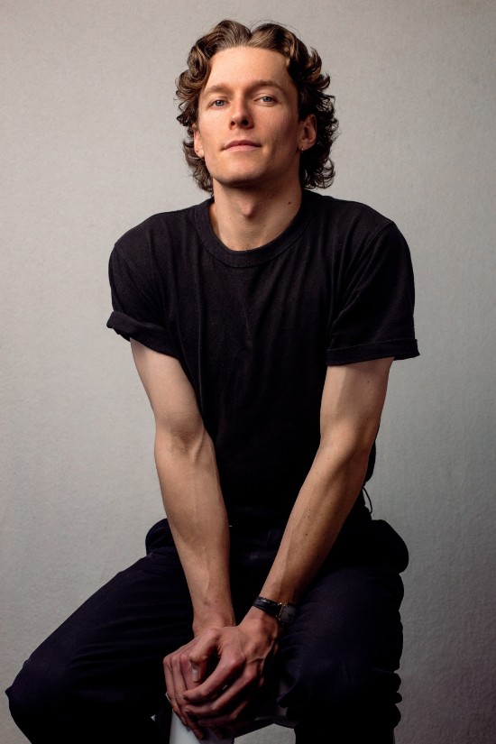 沙雕|《巫师》前传真人剧新卡司 “狂猎之王”艾瑞丁来了