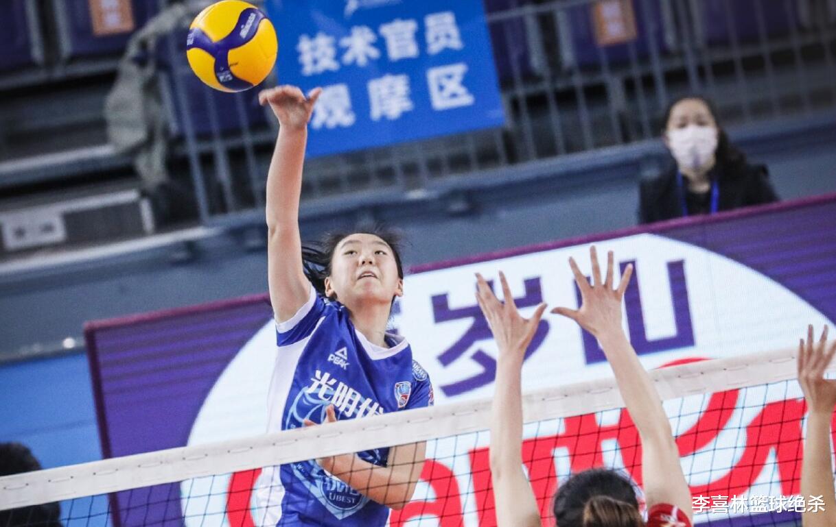 郎平|下一个龚翔宇来了!女排16岁接应新星崛起,遗憾郎平没等到她