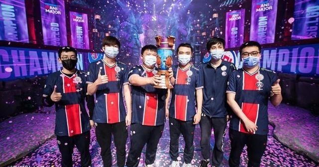 安一妈妈学育儿|Dota2:教练我想打中单,从退役到重回巅峰!xiao8能否成为叶修?