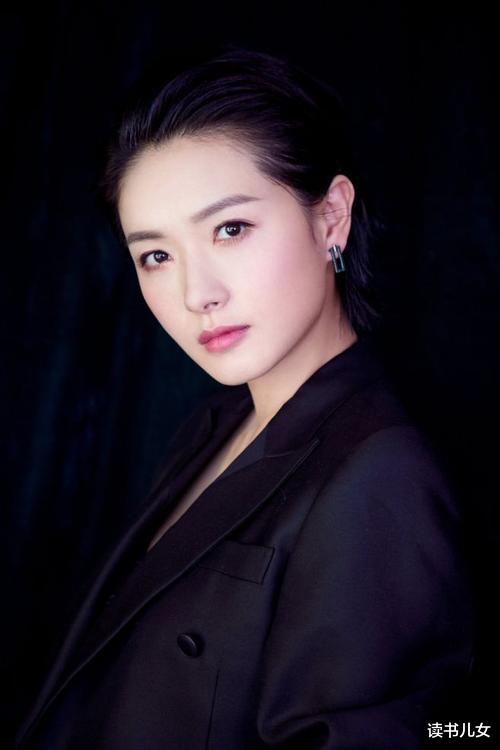 万茜|拒“潜规则”遭封杀，凭实力上春晚，美女明星引关注