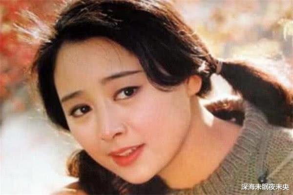 王丽坤|她是王丽坤的母亲，红过刘晓庆，因事业弃家出国被雪藏