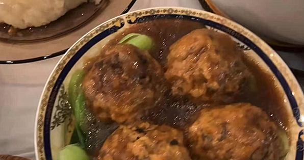 黄磊|明星黄磊晒年夜饭，亲自下厨做18道大菜，网友：看饿了，求蹭饭