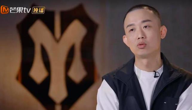 龙门|GAI为“兄弟”向陈小春讨说法被嘲：想要尊重，必先成熟！