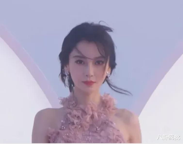 迪丽热巴|AB迪丽热巴谁美？李晨巴结网红？邓伦忘不了金晨？杨天真，林更新