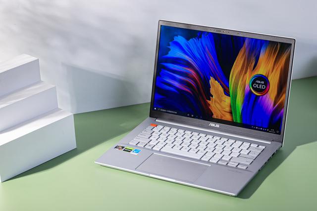 筆記本|華碩靈耀Pro14評測：14英寸性能小鋼炮，流星白超贊