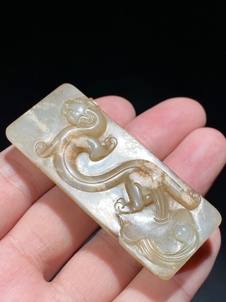 和田玉籽料|明以前 和田玉籽料 螭龙纹 剑璏